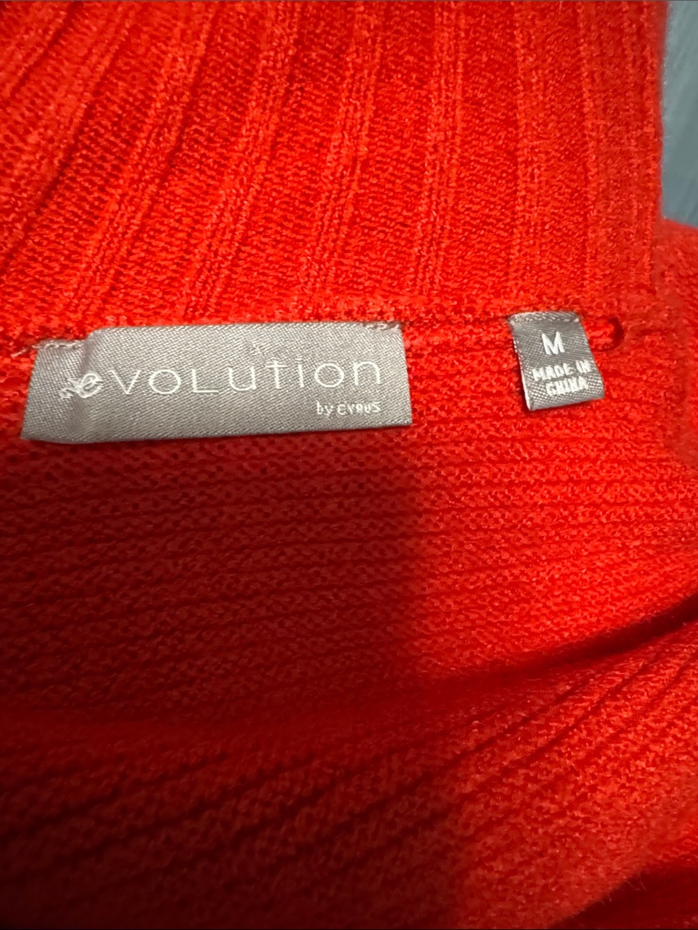 Evolution by Cyrus Red Ribbed Turtleneck Sweater - Picture 3 of 3